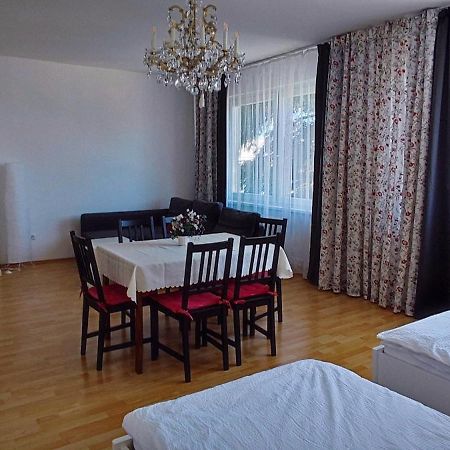 Apartment Nahe Rosenhuegel Vienna Esterno foto