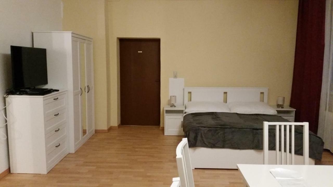 Apartment Nahe Rosenhuegel Vienna Esterno foto